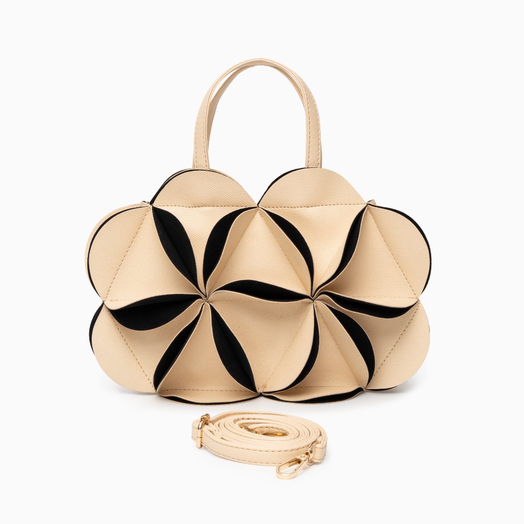 Monique Flower - Pochette