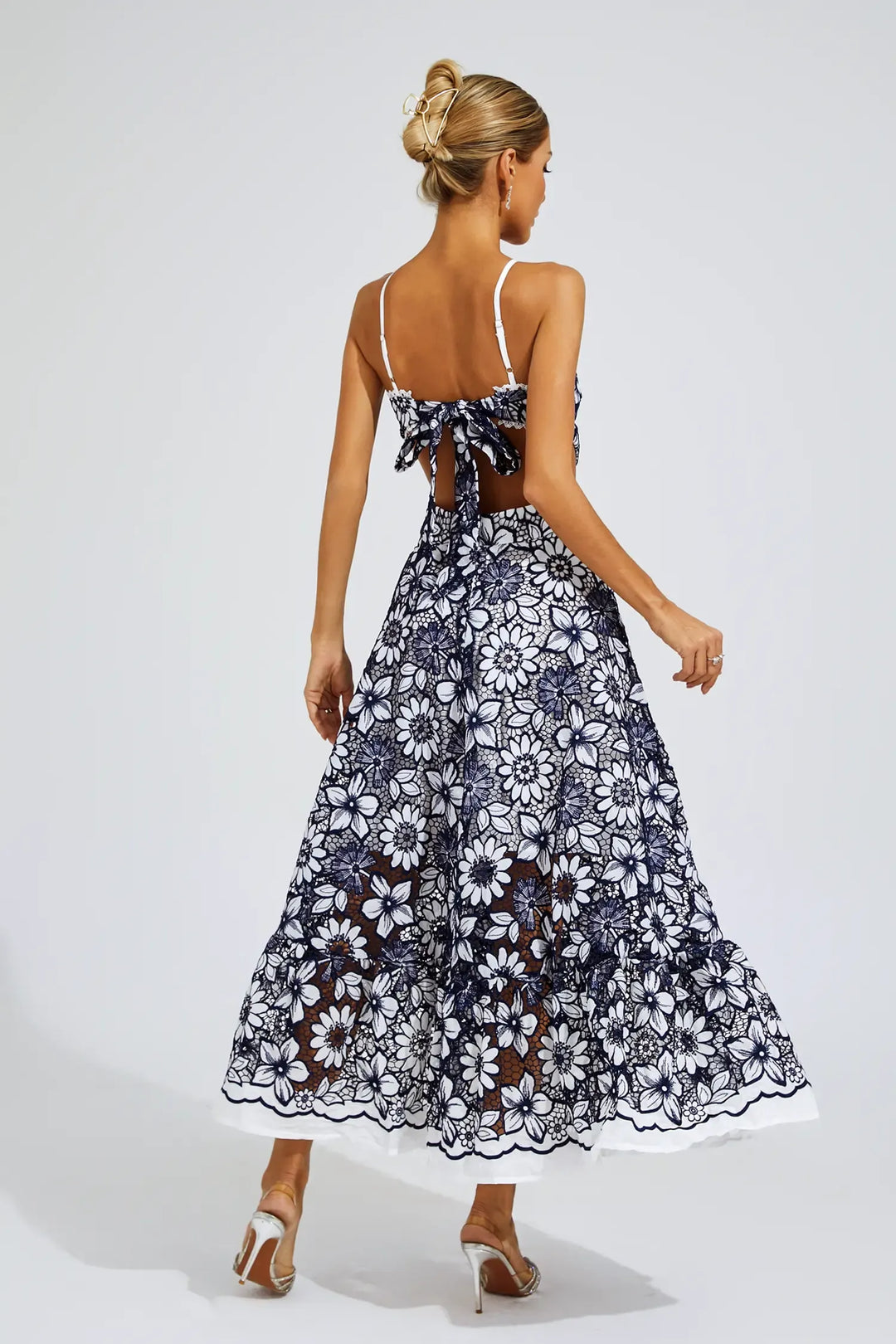 Melanie - Abito cut-out con halter