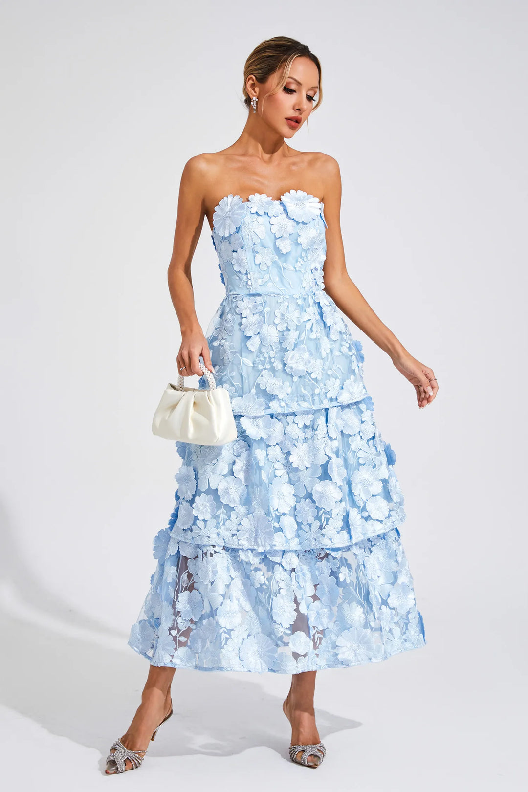 Marcia - Abito con spalle scoperte e fiori