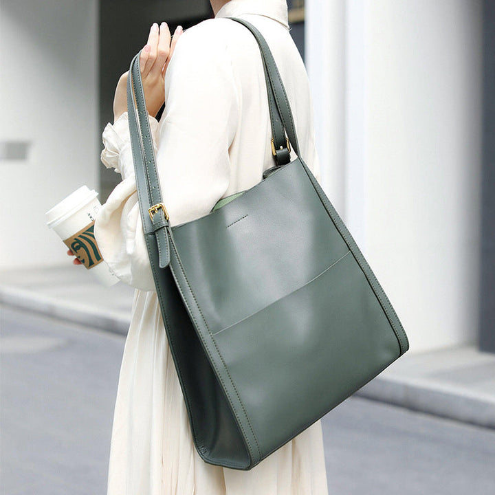 Camille - Borsa