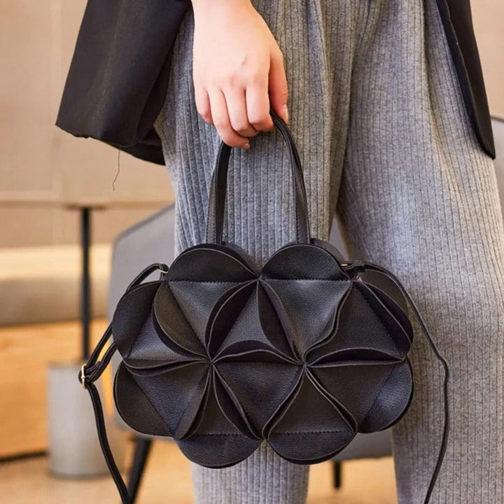 Monique Flower - Pochette