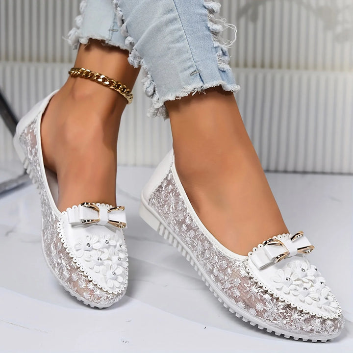 Fiorella – Ballerine Eleganti con Ricami e Fiocco