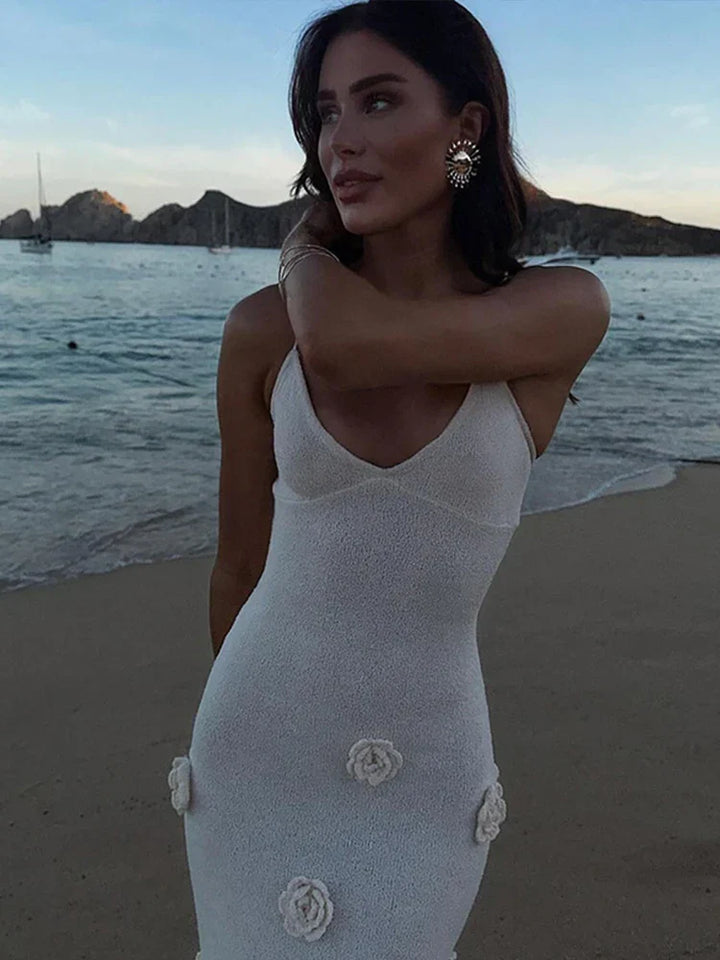 Mireille - Abito aderente con scollo a V profondo e motivo floreale lavorato a maglia